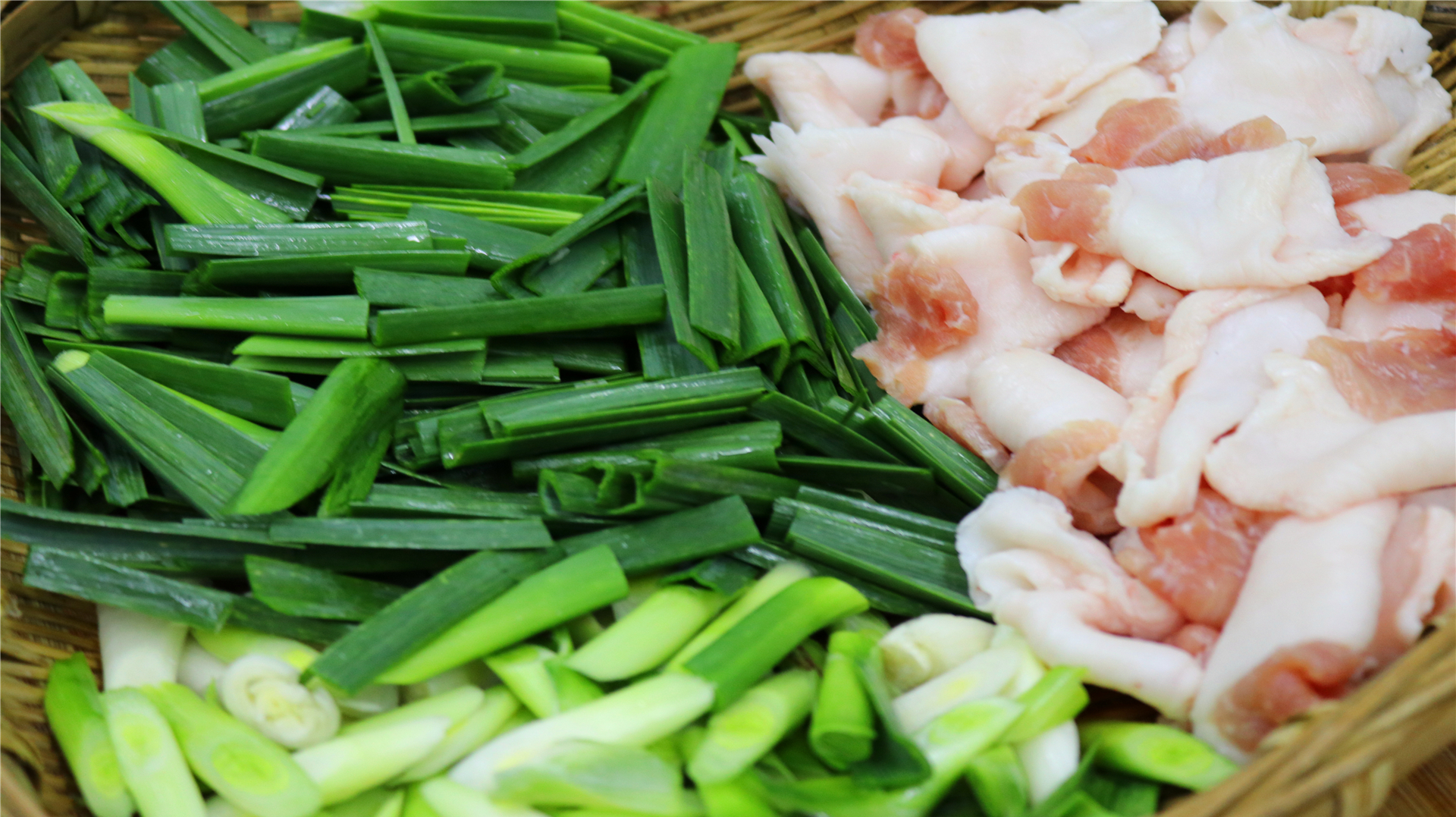 2个土豆一块猪肉,川菜师傅教你最下饭做法,不吃撑不舍得放筷子