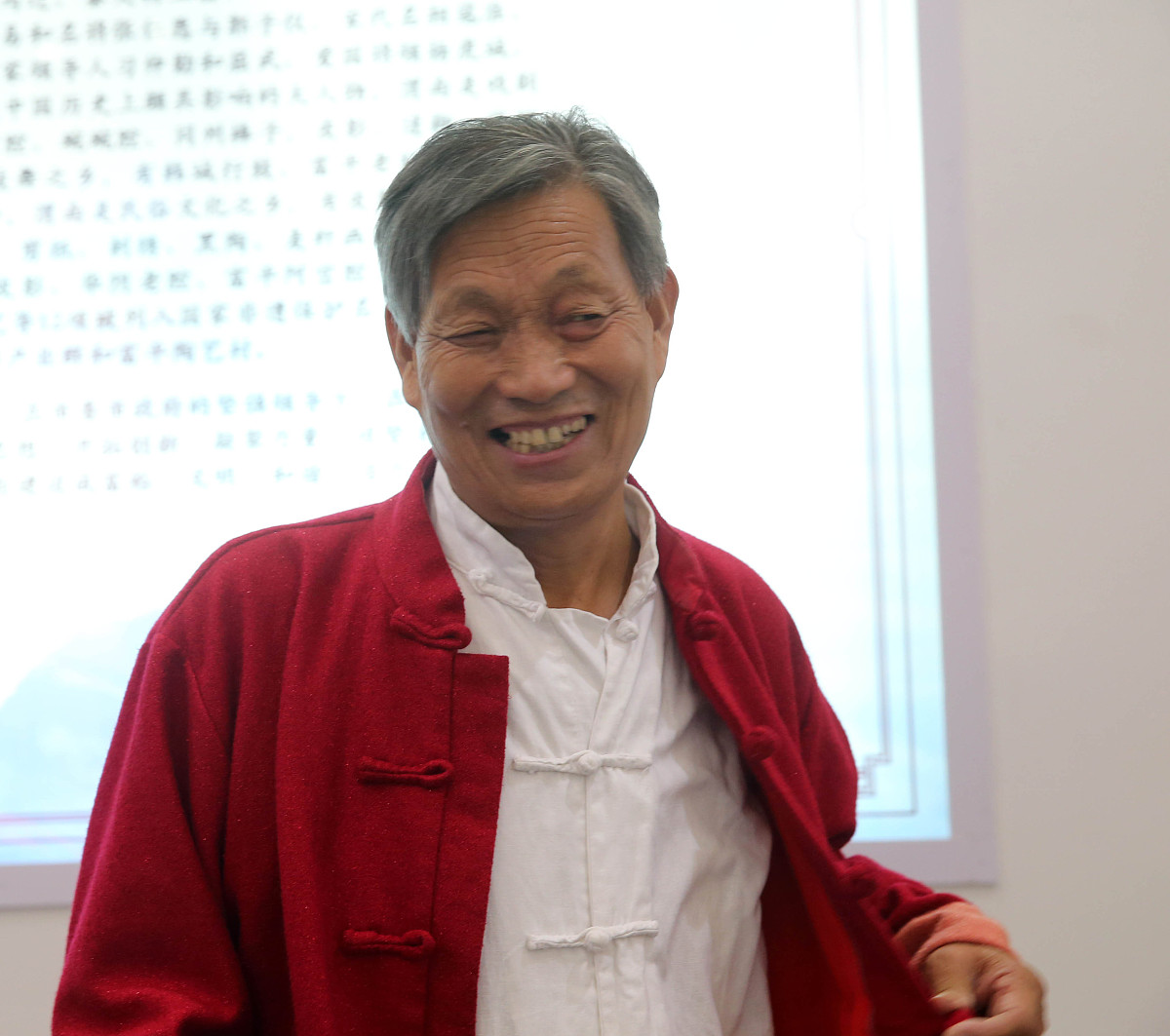 为加深青年学子对红色文化、企业文化的了解为增强大学生的文化自信为号召青年学子承担文化建设中的生力军作用青春使命安全同行创新创业、发展成就观察实践团赴陕西省西安市临潼区河南省灵宝市和陕西省渭南市合阳等多地进行参观学习。本次实践旨在走进红色文化、学习文化内涵、厚植文化自信、建设传承体系、延续文化根脉。 收获体会有深度具体专业语言描述1000字左右