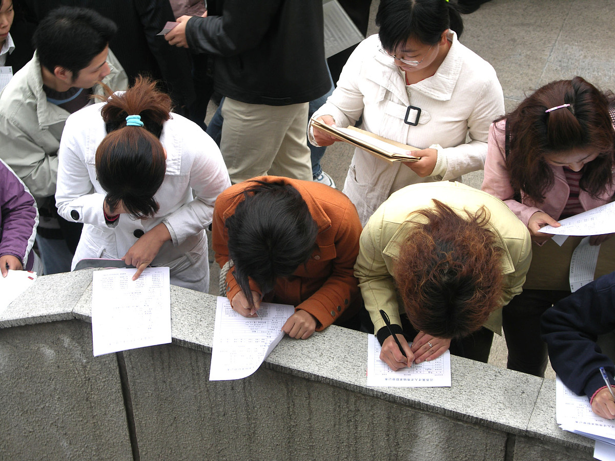 江苏2023年初中毕业生选择中专学校攻略：如何找到最适合你的学校？