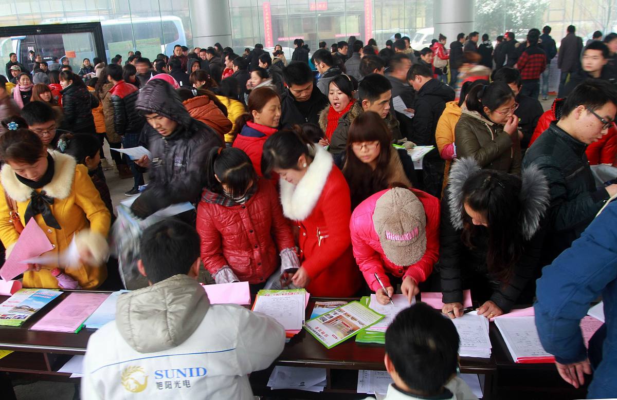 重庆市艺才技工学校电子技术应用专业怎么样？就业前景、课程设置及学校介绍