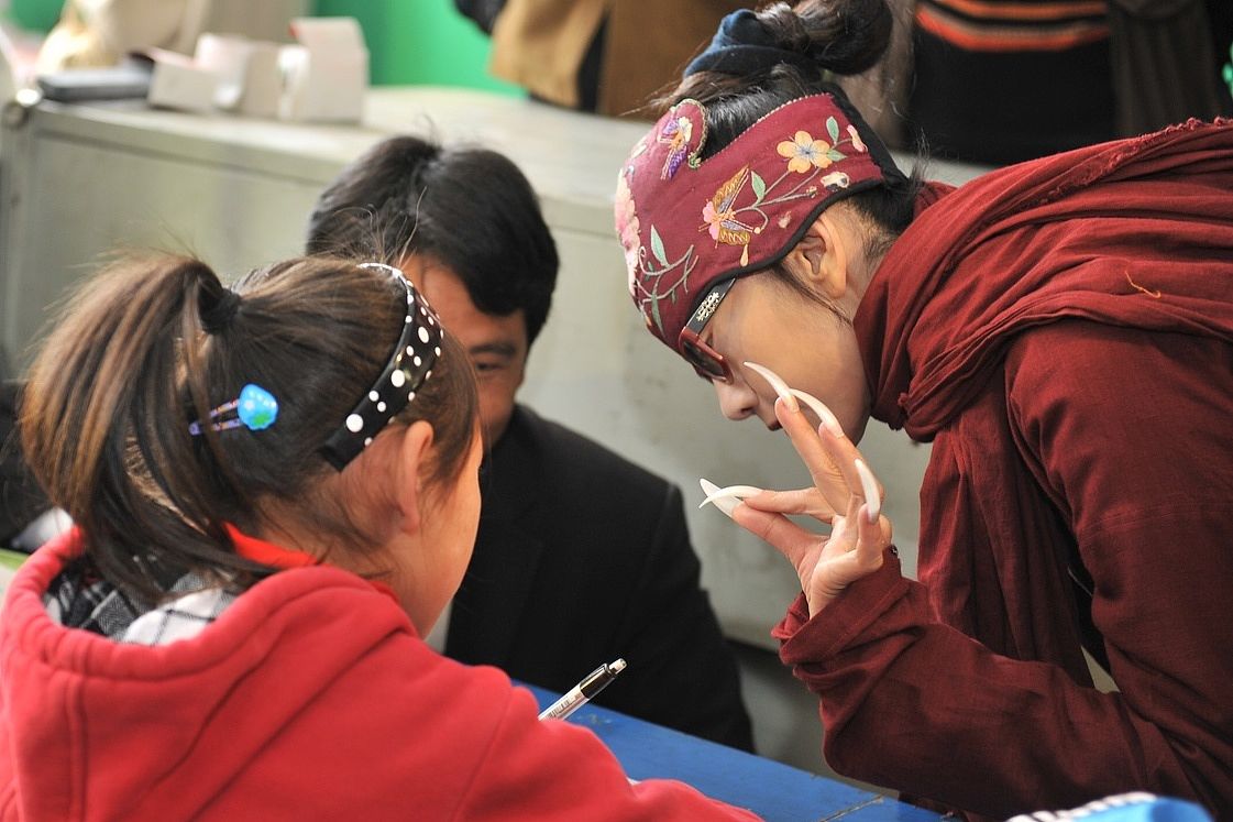 昆明重点公办学校 昆明好点的航空学校报名费用