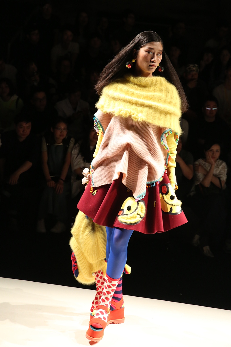 重庆人文艺术职业学校高技能培训及大专招生