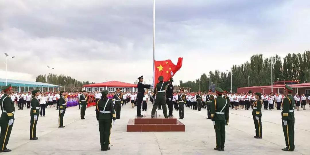 我愛你中國!新疆各族婦女姐妹向祖國母親深情告白!