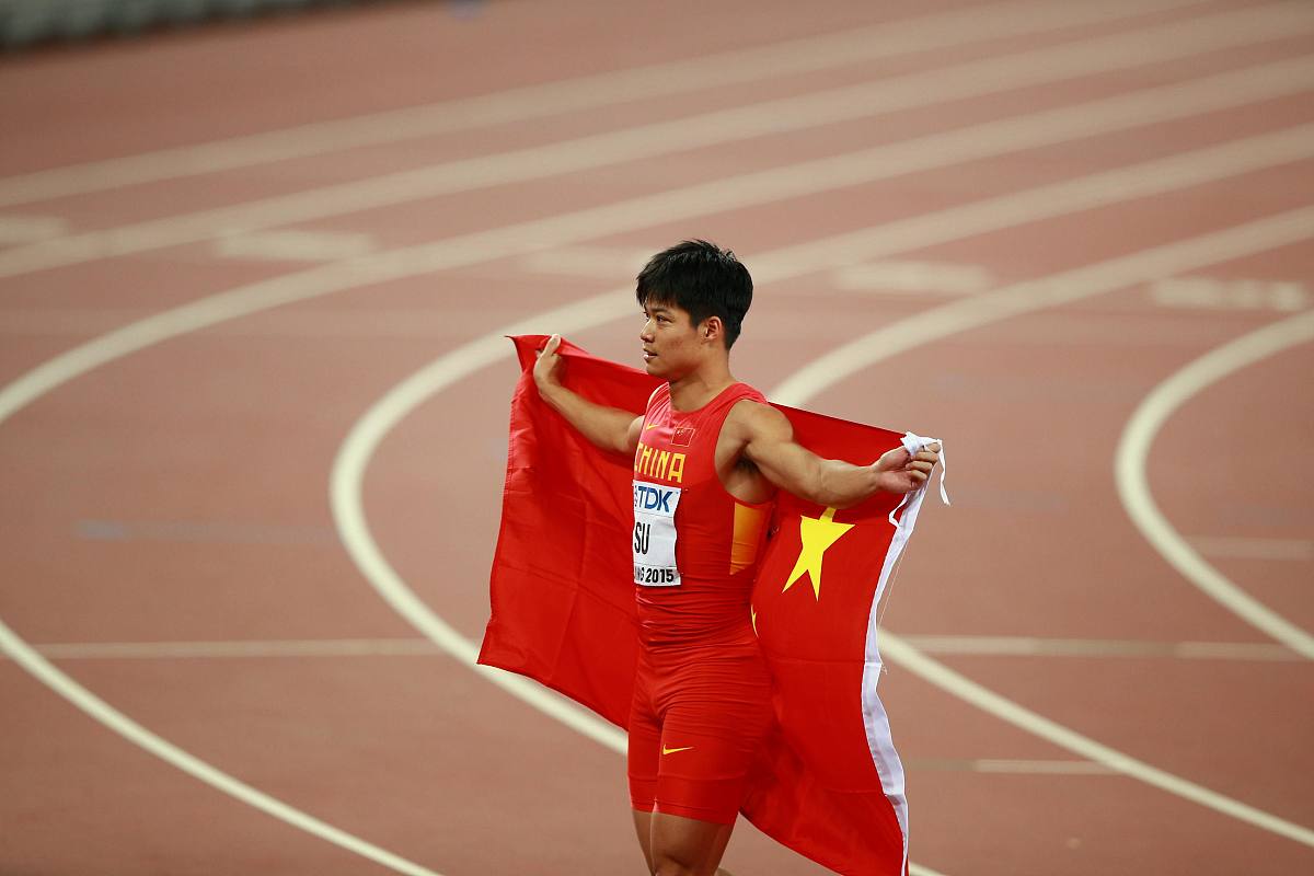 运动员精神的精髓: 坚持、奉献和体育精神