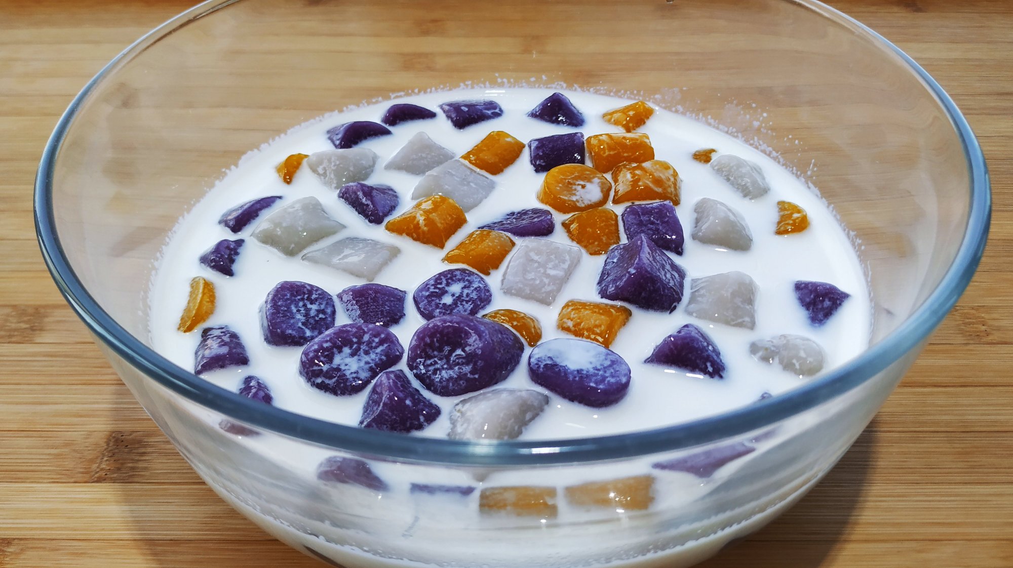 家里有淀粉可以做芋圆了,只需简单几步,Q弹爽滑,放3个月都不坏