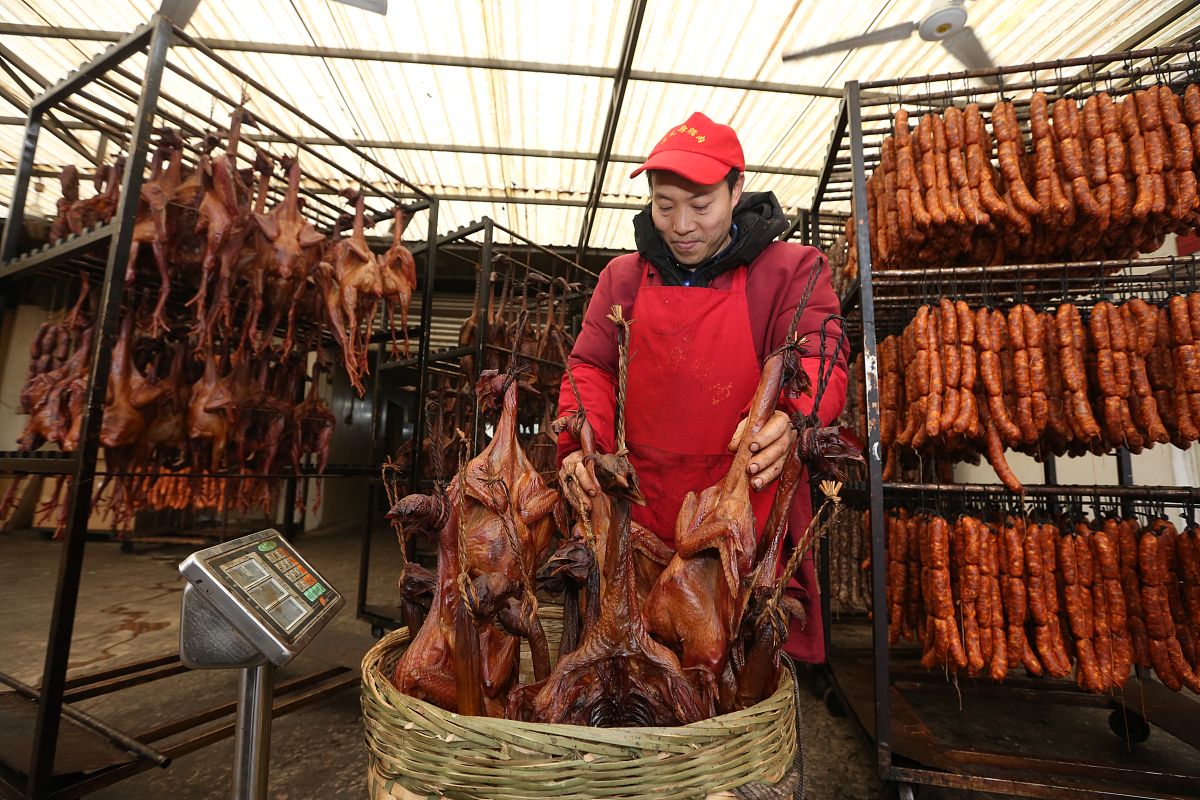 腊肉猪脚放十天会臭吗？送朋友时要注意什么？