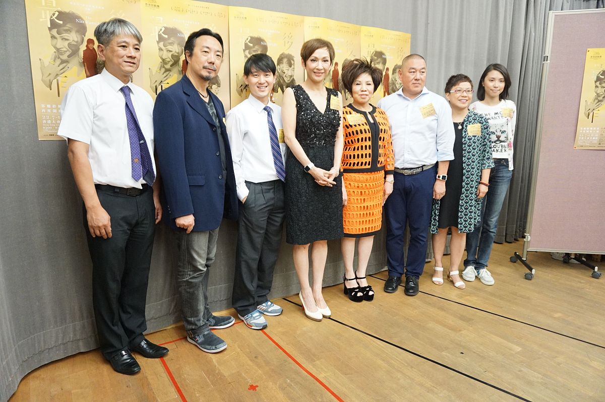 退休老同志参观德阳校区，共忆往昔展望未来