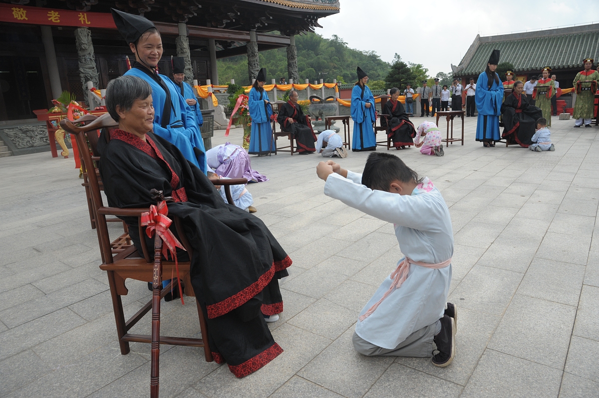 百问不厌是什么意思_词语百问不厌的意思