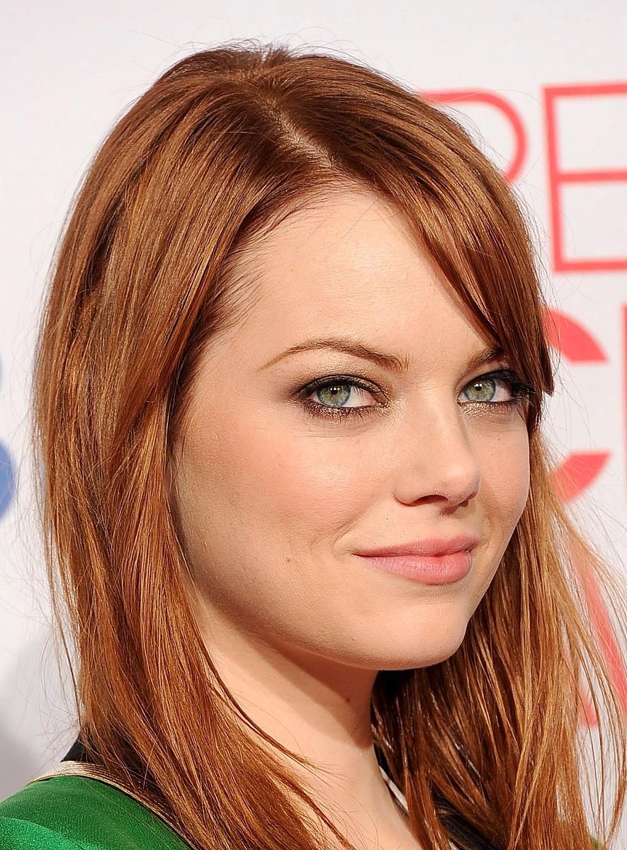 2012年1月11日,洛杉矶,艾玛·斯通 (emma stone)出席2012人民选择奖颁