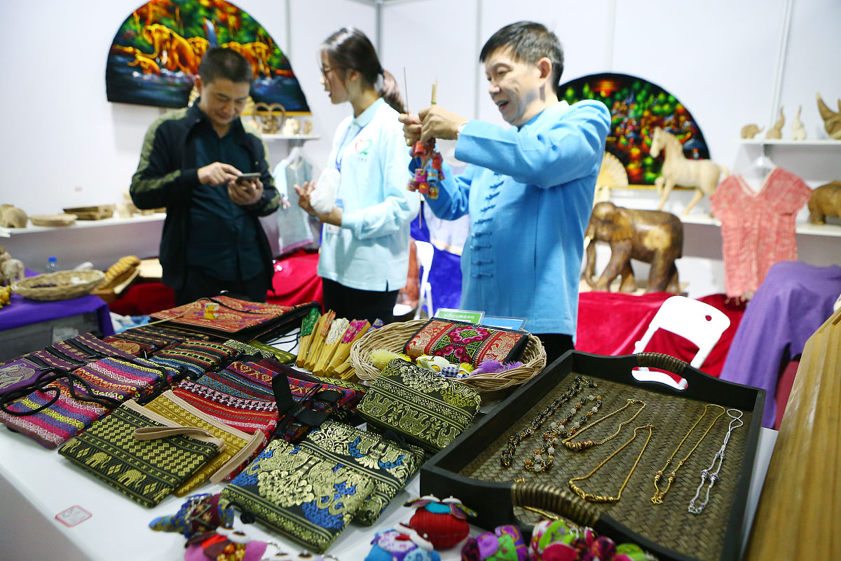 民族工艺品制作就业方向及前景分析