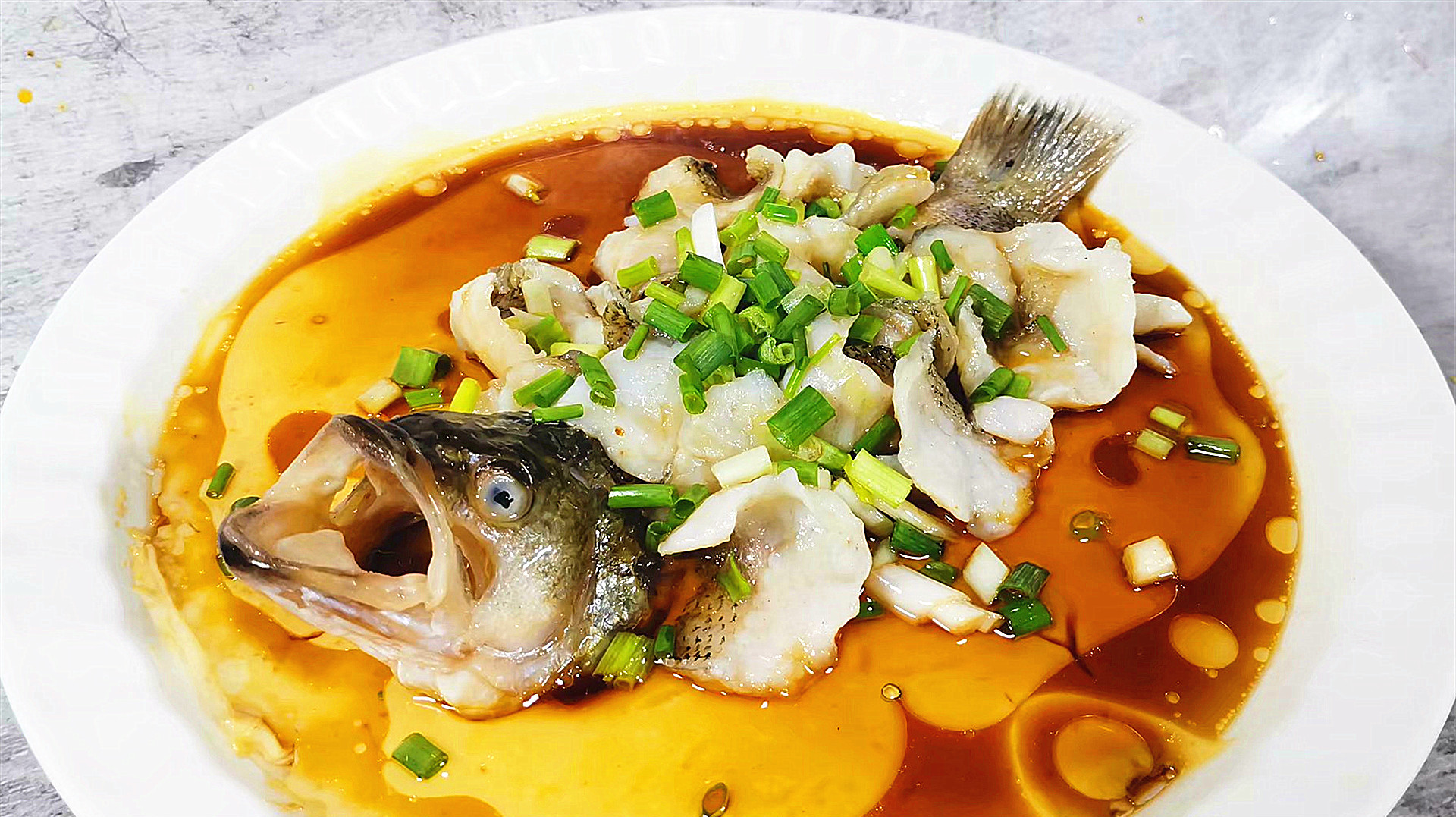 大厨分享一道“芙蓉桂花鱼”,想要好吃很简单,饭店厨师都这么做