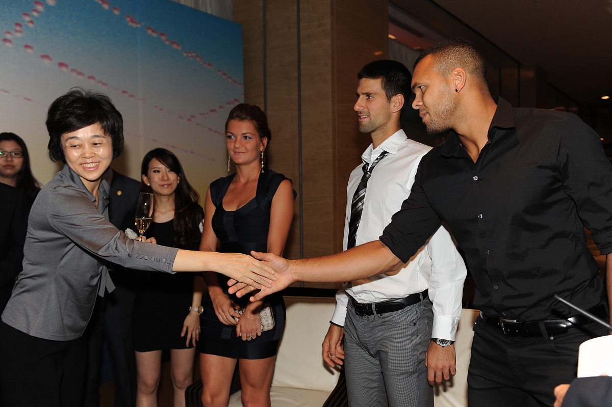 小型生日酒会流程策划：开场致辞、游戏互动、祝福送别