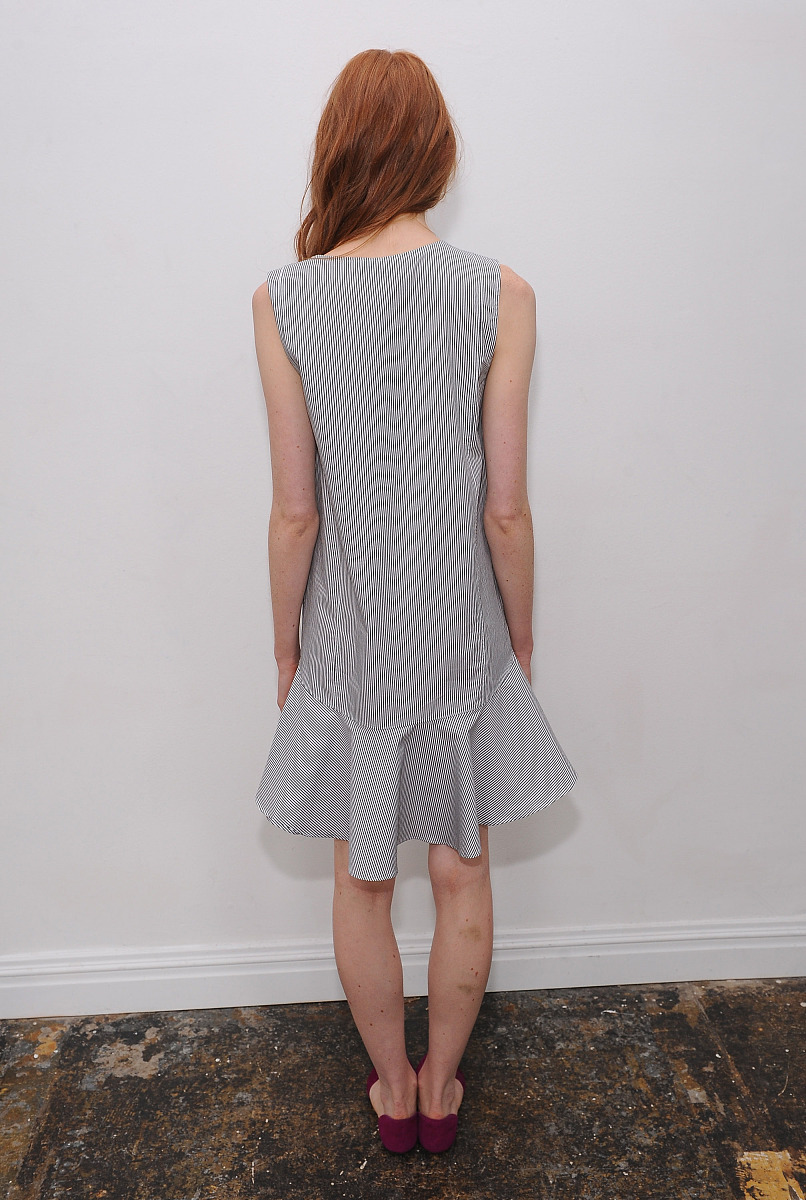 短袖到屁股算长吗