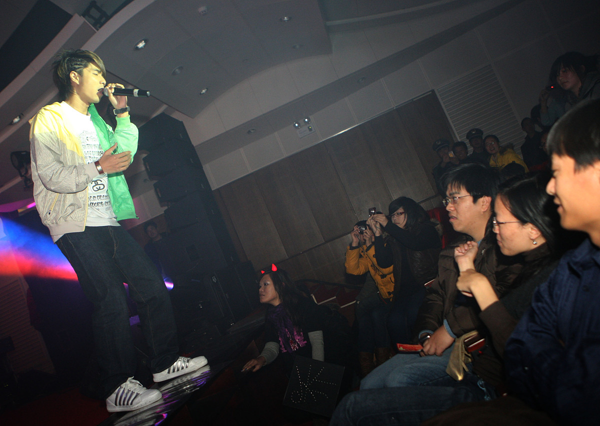 2008年12月19日,北京,2008北京校园音乐演出季的最后一场演唱会在中国