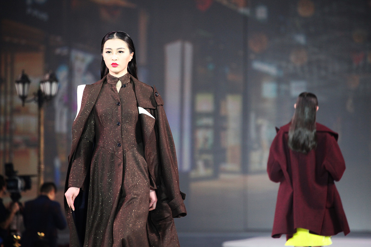 《金陵十三钗》服装设计灵感：致敬女性的坚韧与智慧