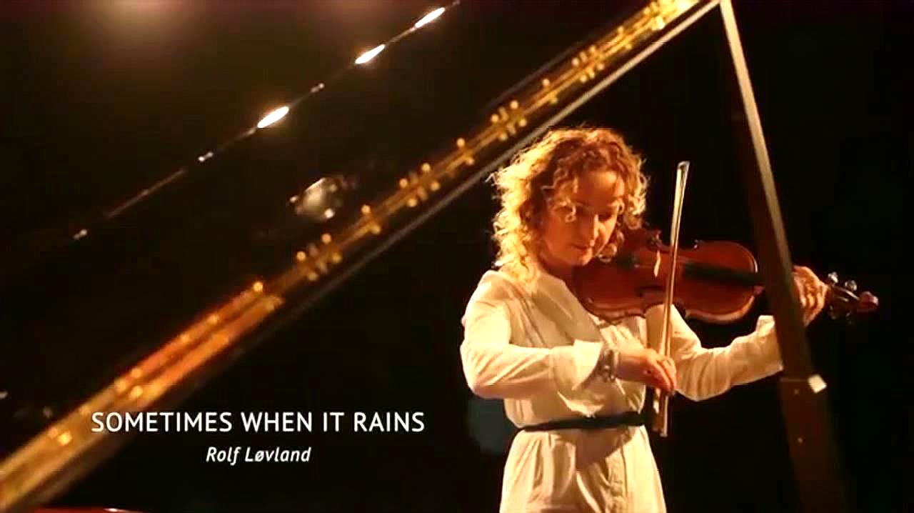 [图]神秘园深情演奏《sometimes when it rains》,凄婉忧伤,好喜欢