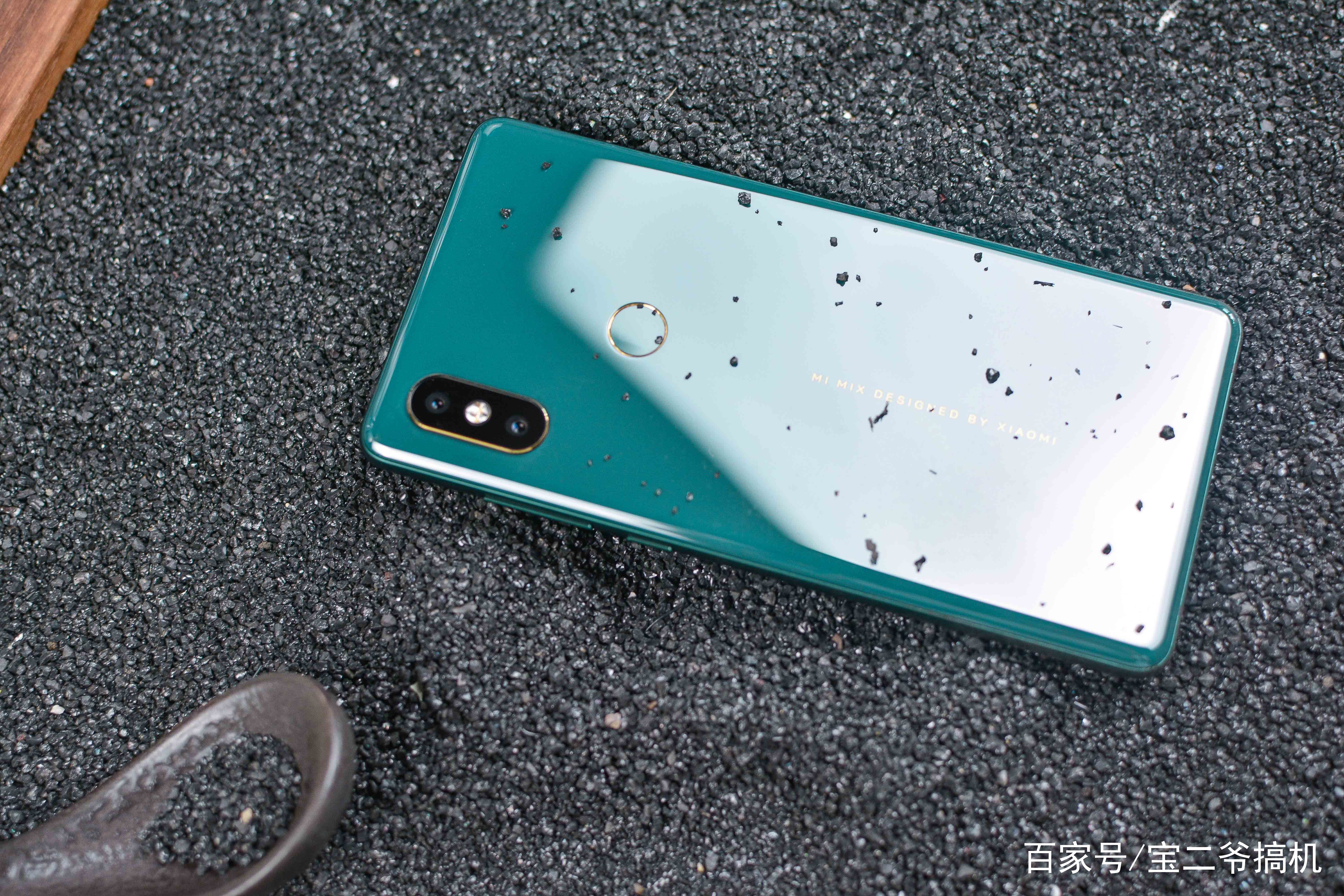 小米MIX2S翡翠艺术版正式开售,真正的艺术佳作