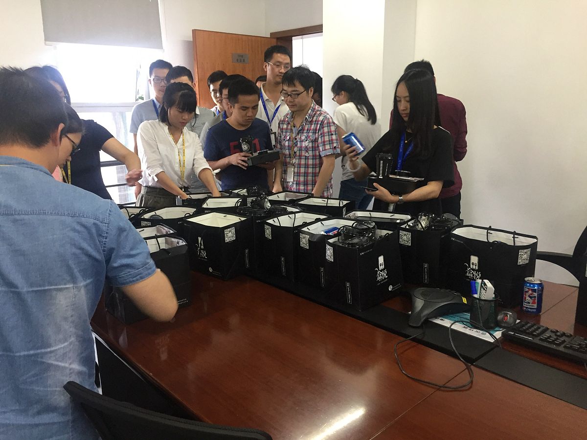 市场上餐饮类对外订餐和酒水类的提成方案有哪些请详细列举并举例说明