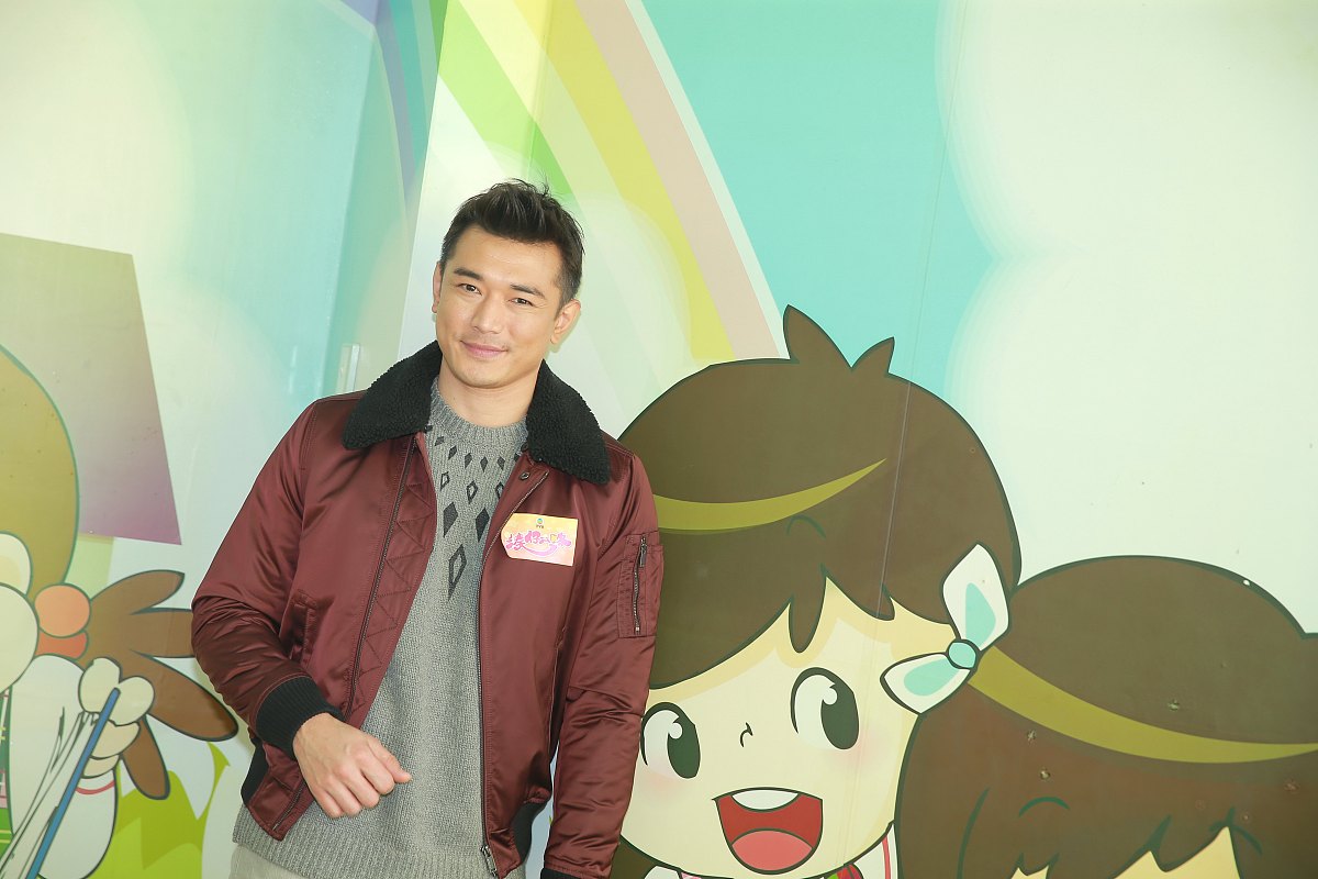 2016年1月30日,香港,tvb节目《凑仔攻略》进行外景拍摄***_*** , 黄长