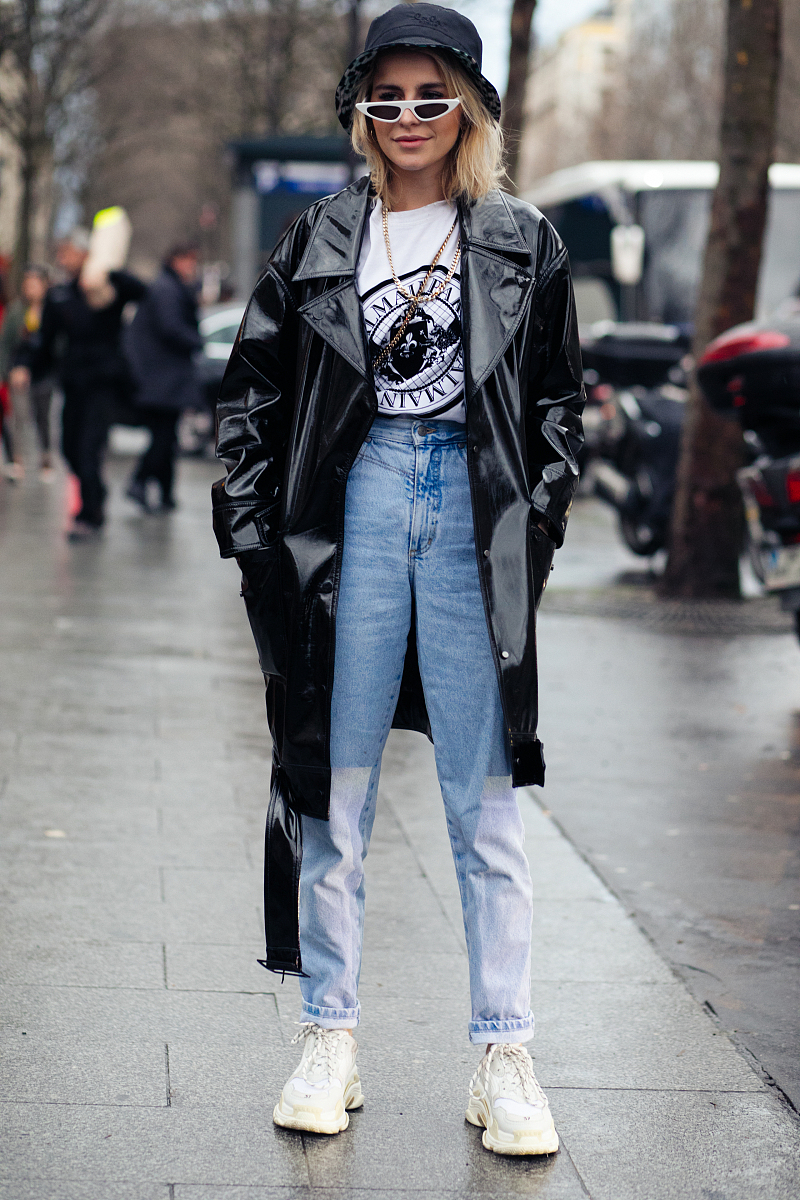 四川开设有商业广告设计师专业的学校有哪些