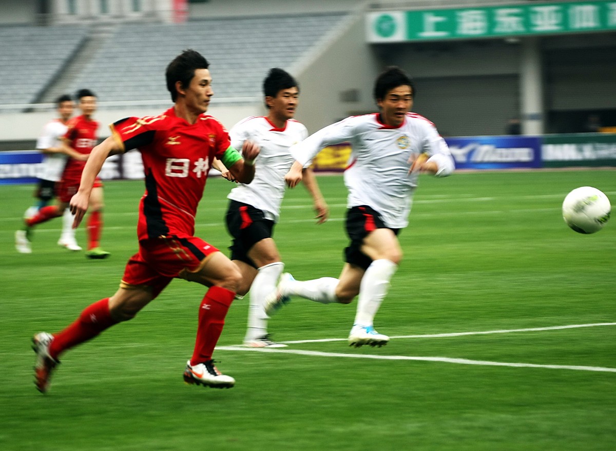 2012年4月8日,上海,2012中甲,上海特莱士2-0延边长白虎.***_***队长王