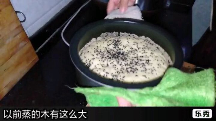 巧媳妇在家做蛋糕,做成功了吗?