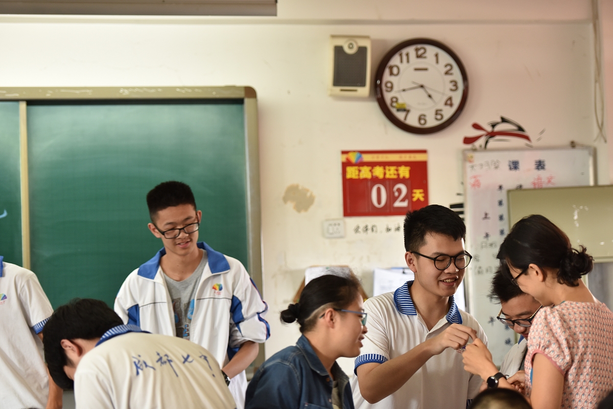 成都护理学校招生要求：入学条件详解