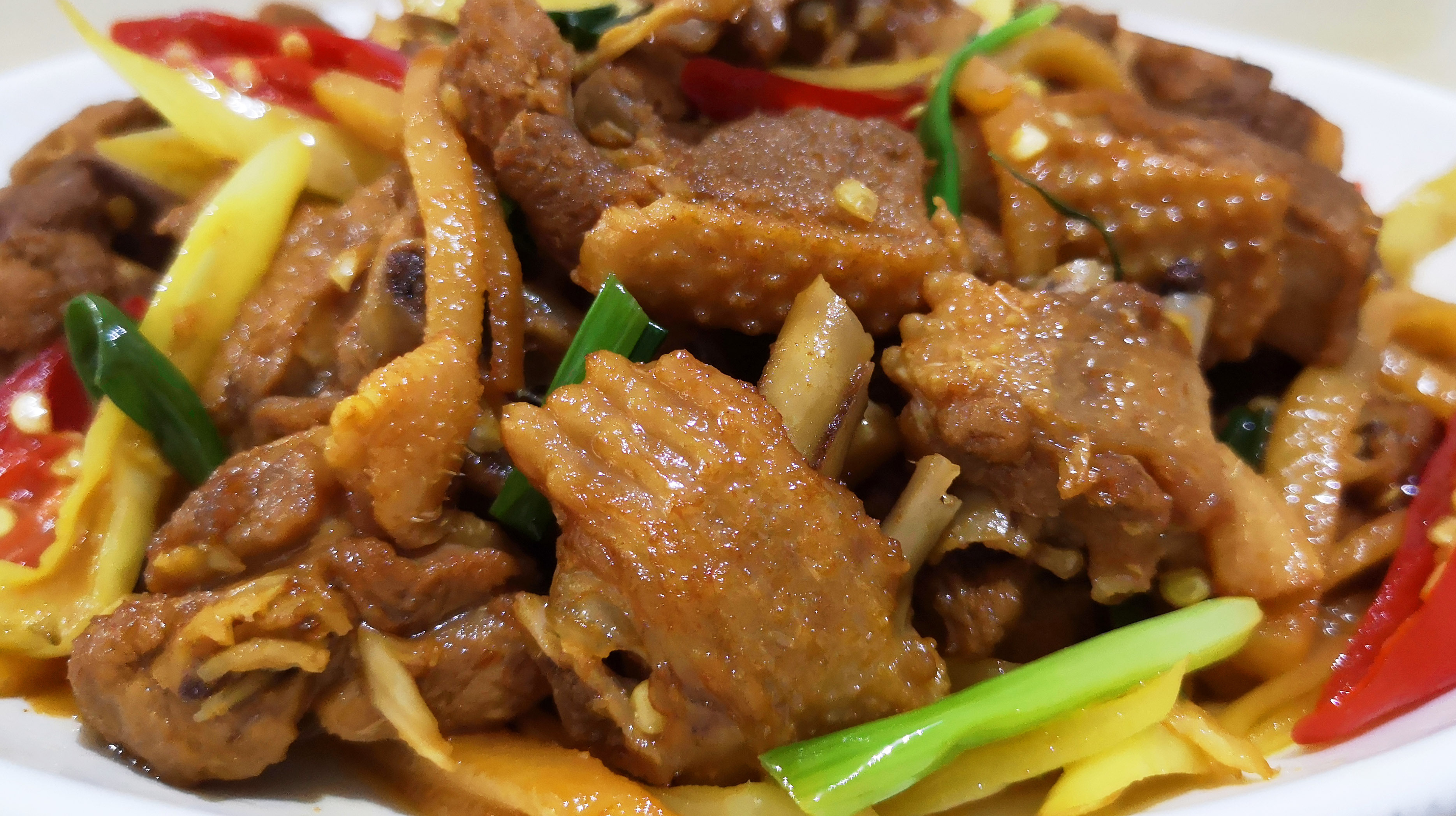 吃了几十年的鸭肉,还是这种做法最好吃,香喷味美无腥味,真下饭
