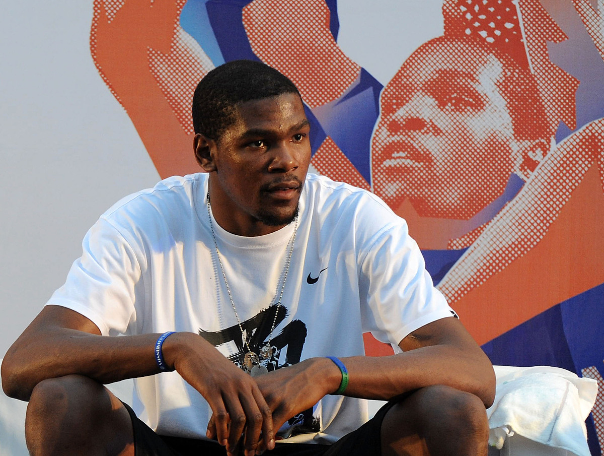 杜兰特和詹姆斯谁的历史地位高