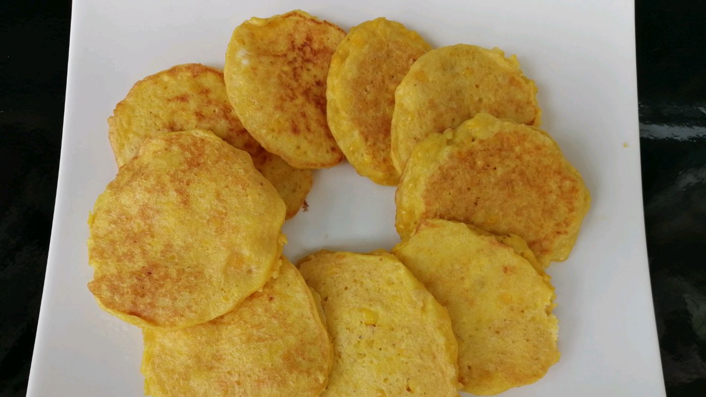 早餐玉米鸡蛋饼正宗家常做法,掌握2个小技巧,鲜嫩可口,简单好吃