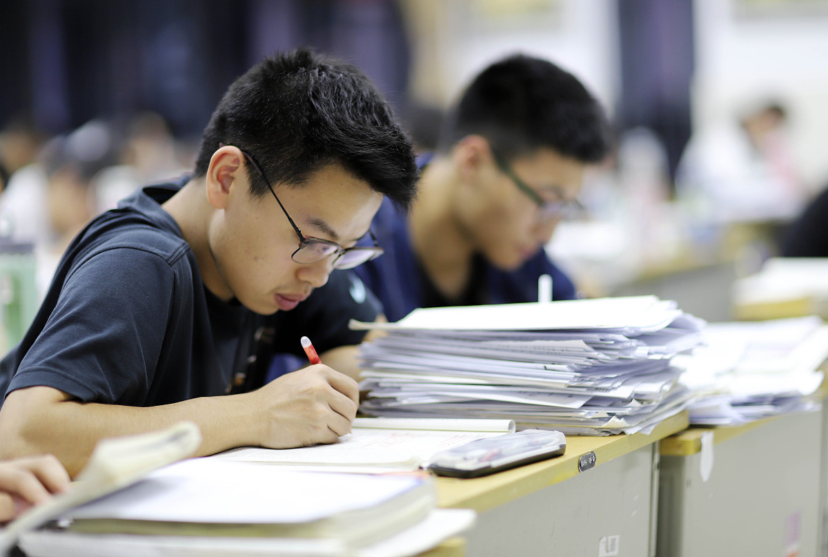 大学生晚自习缺勤的检讨