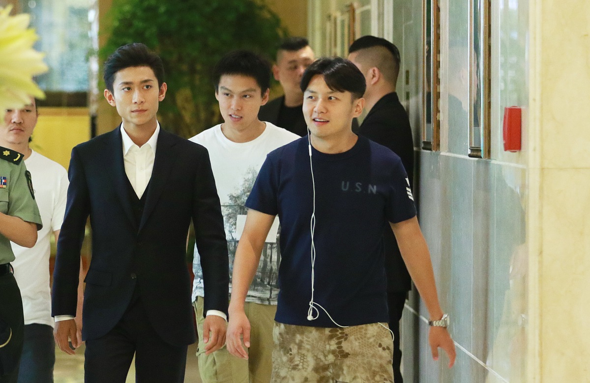 屈楚萧谈李晋晔叔叔：乐观积极的人生态度