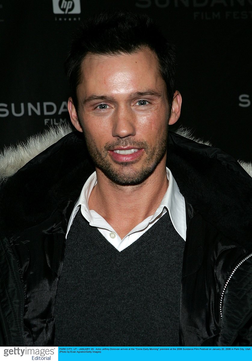 park city, ut - january 20:  actor jeffrey donovan arrives at th