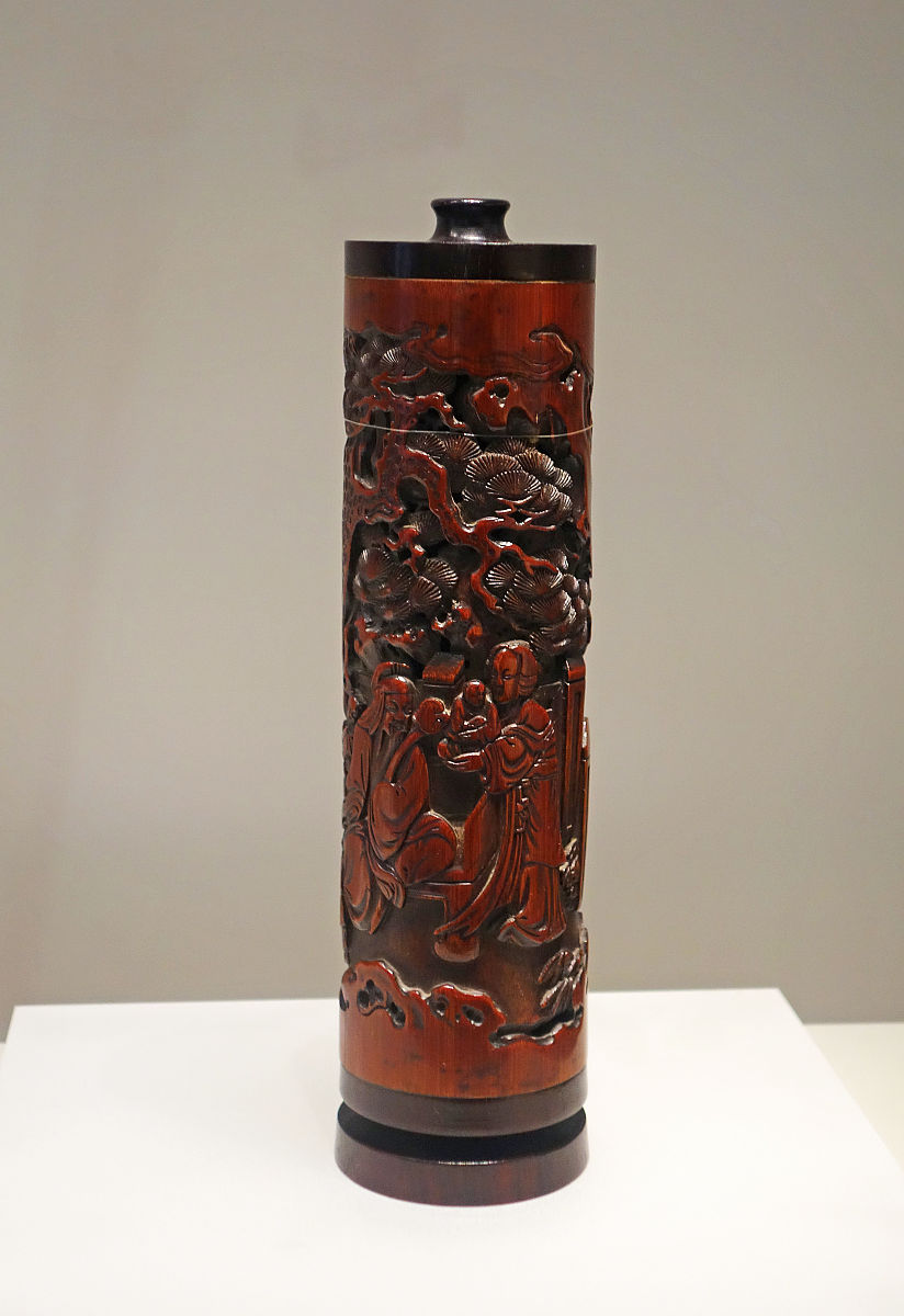 2018年11月13日 <strong>竹雕</strong>生生如意图香筒,清代,上海历史博物馆文物.