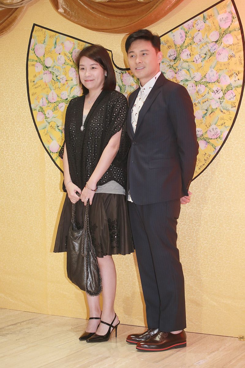 写一篇父亲八十大寿邀请函适合微信转发的