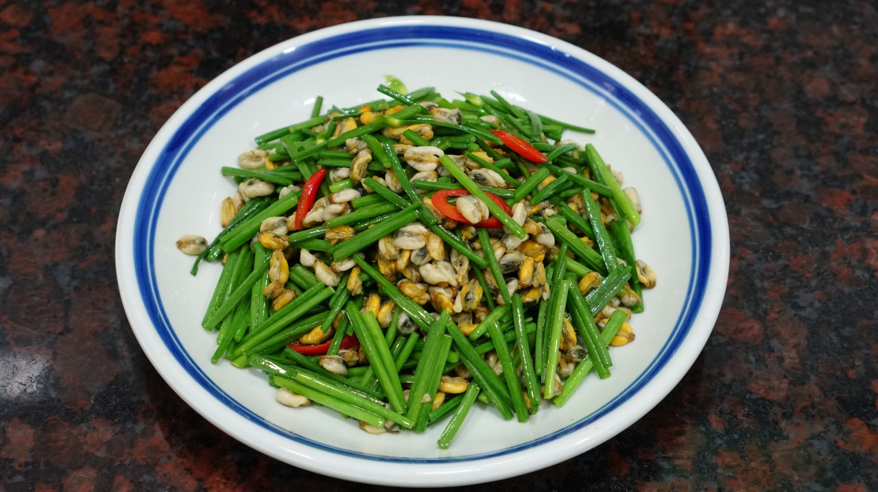 薄壳米炒韭菜,潮汕时令下饭菜,好鲜甜