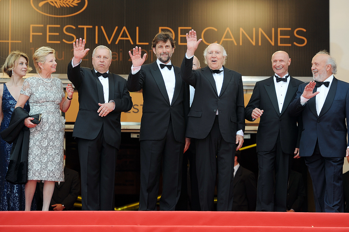 (l to r) margherita buy, guest, jerzy stuhr, nanni moretti, mich