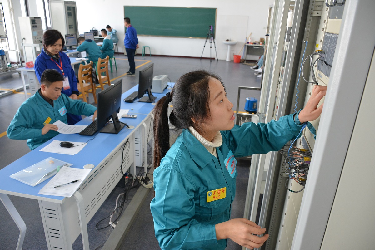 甘肃景泰职业中等专业维修电工专业：值得选择吗？