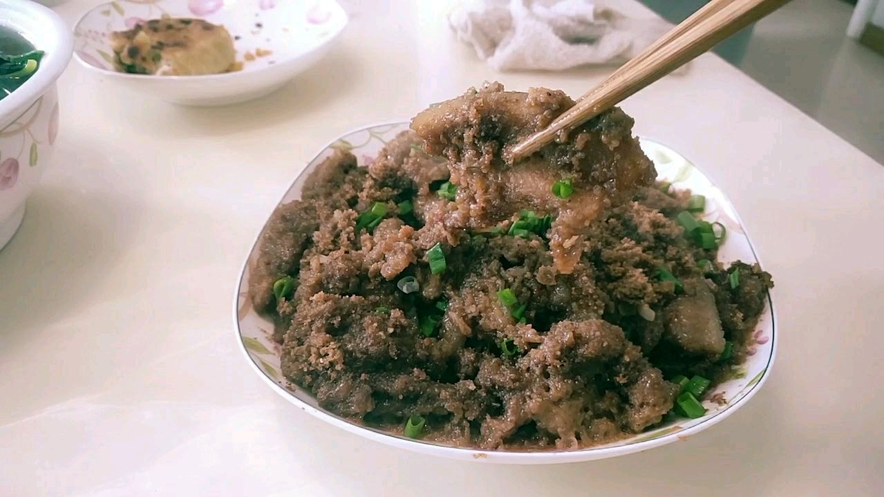 这才是粉蒸肉最正确的做法!多加这两步,蒸出来软糯可口!赶紧学