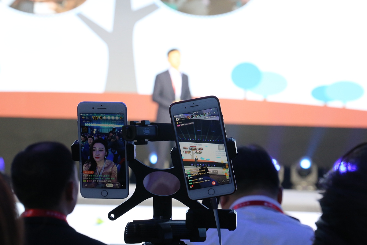 短视频和游戏是控制工具？理性看待娱乐与社会影响