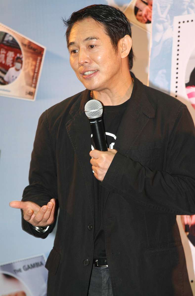 2009年3月31日,上海,李连杰为壹基金纪念邮票揭幕.李连杰+++_+++李连