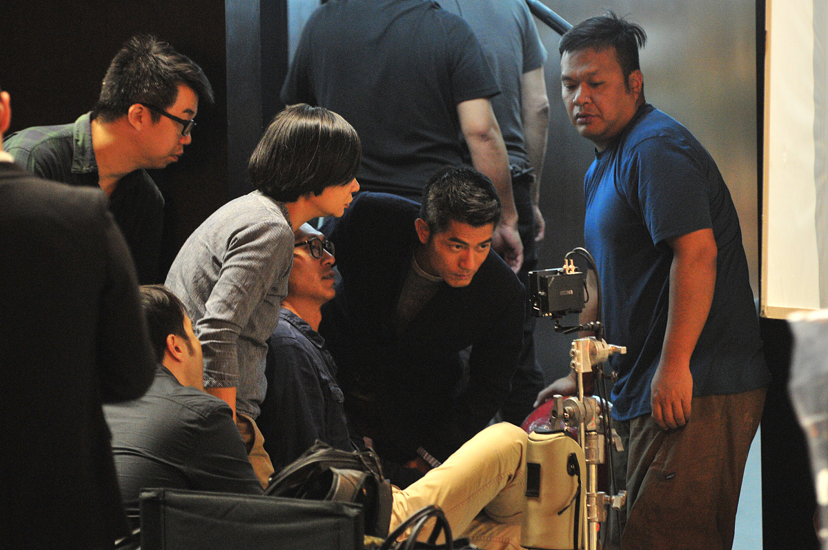 2012年10月8日,香港,明星在中环赶拍电讯公司的广告.***_*** 郭富城++