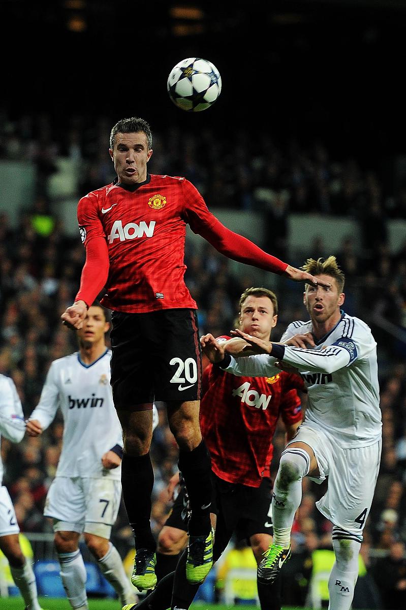 足球：一项全球运动，一段世界历史