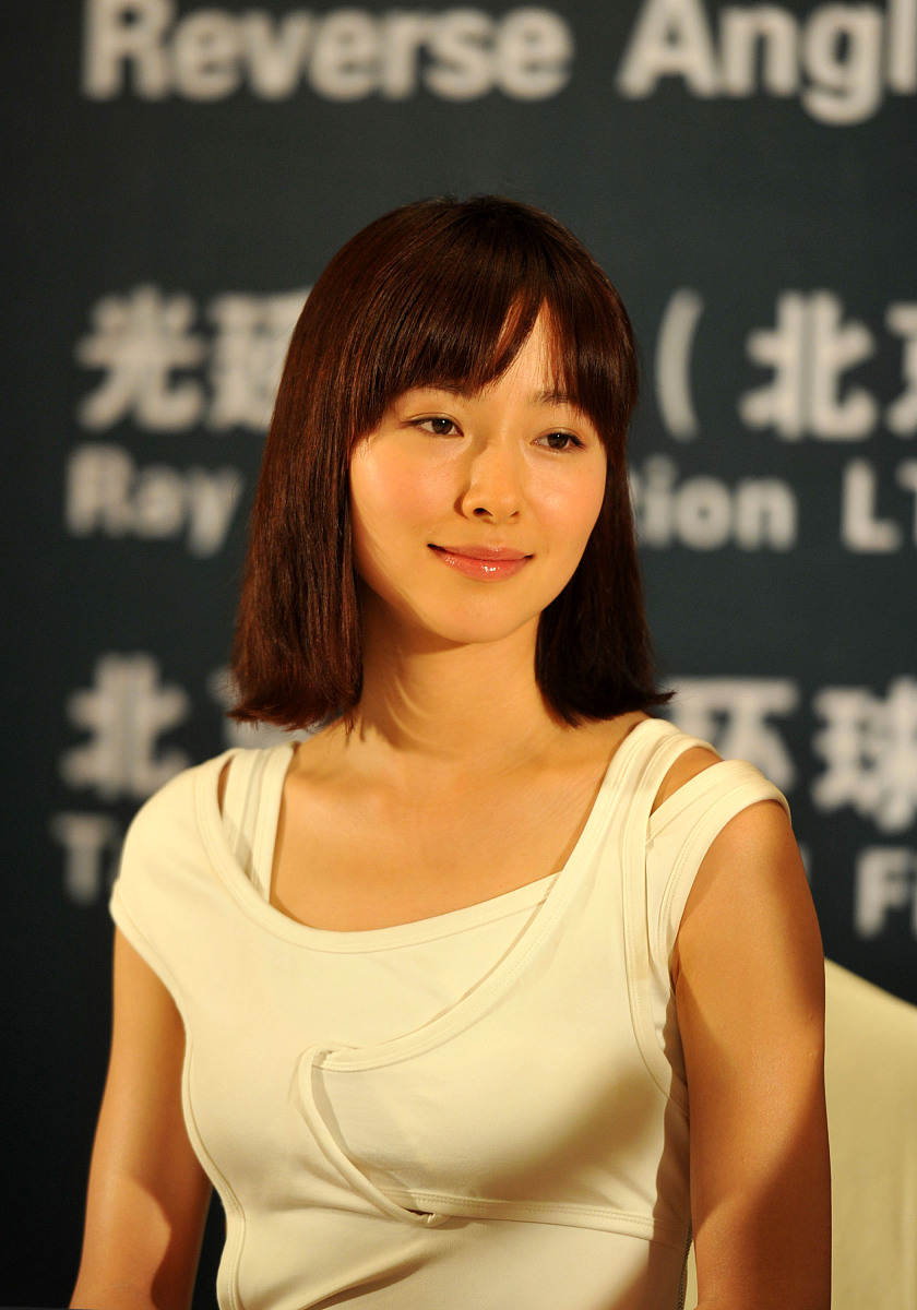 2010年7月4日,重庆,电影《i phone you》在重庆正式开机.***_***江一