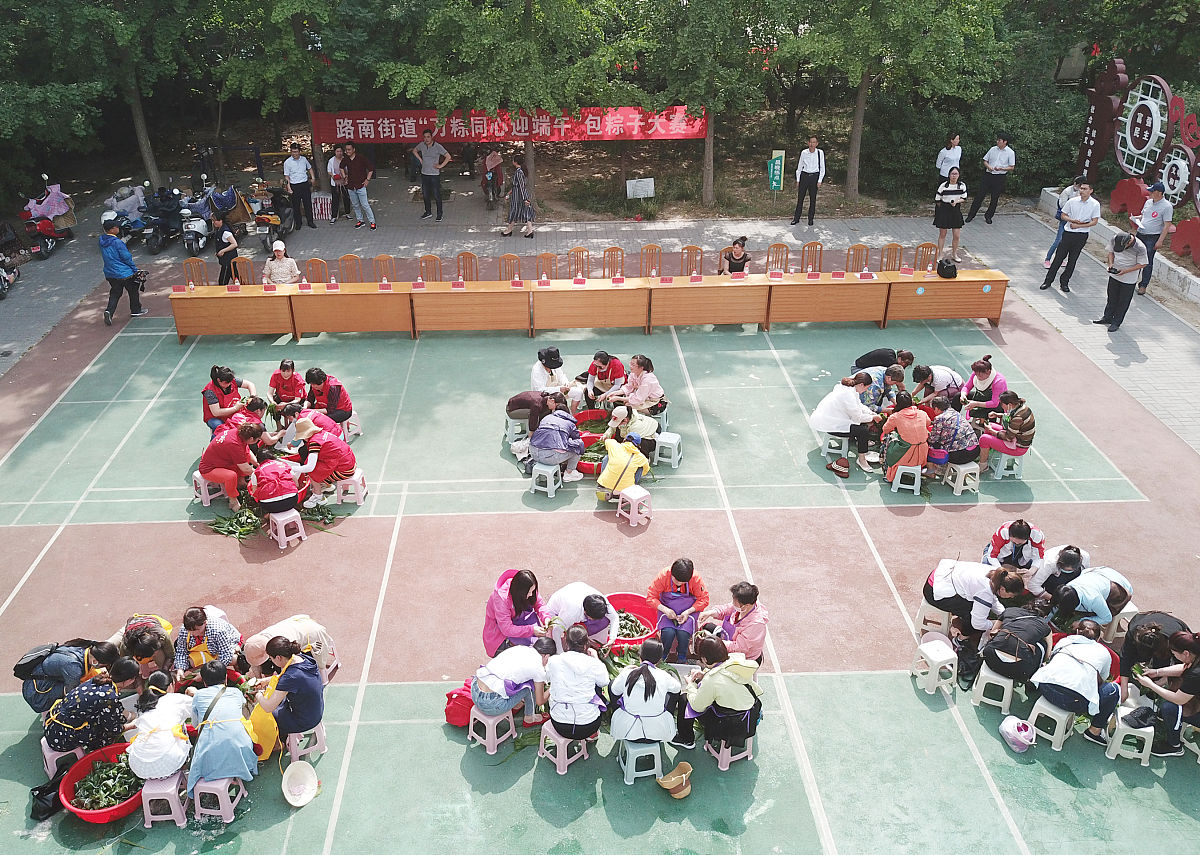 泸州市电子机械学校学前教育专业招生 - 培养未来优秀幼儿教师