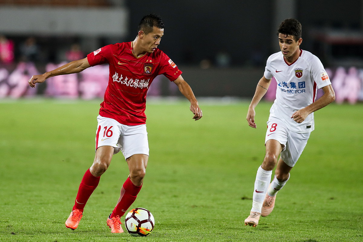 2018中超第28轮:广州恒大淘宝4-5上海上港