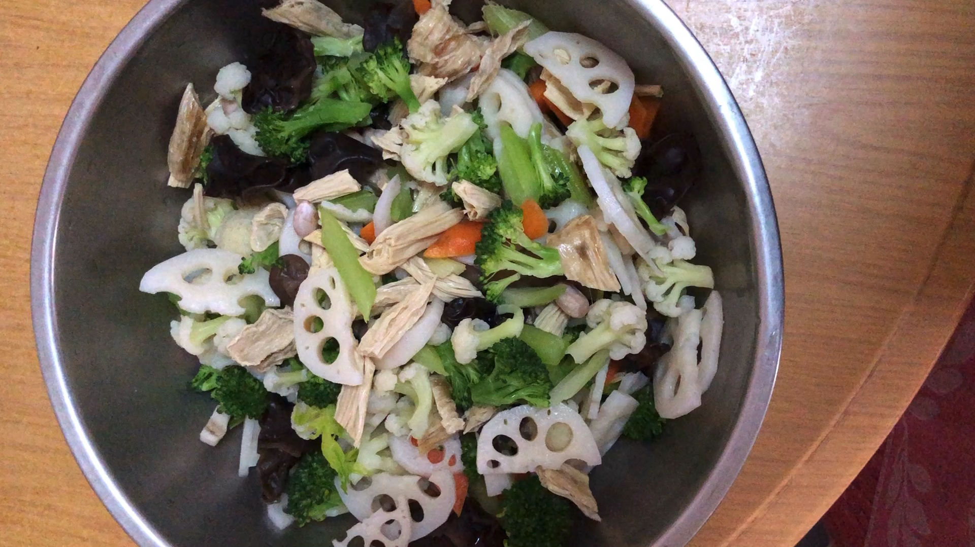 【凉拌菜素什锦】想减肥就吃它,营养美味还低脂