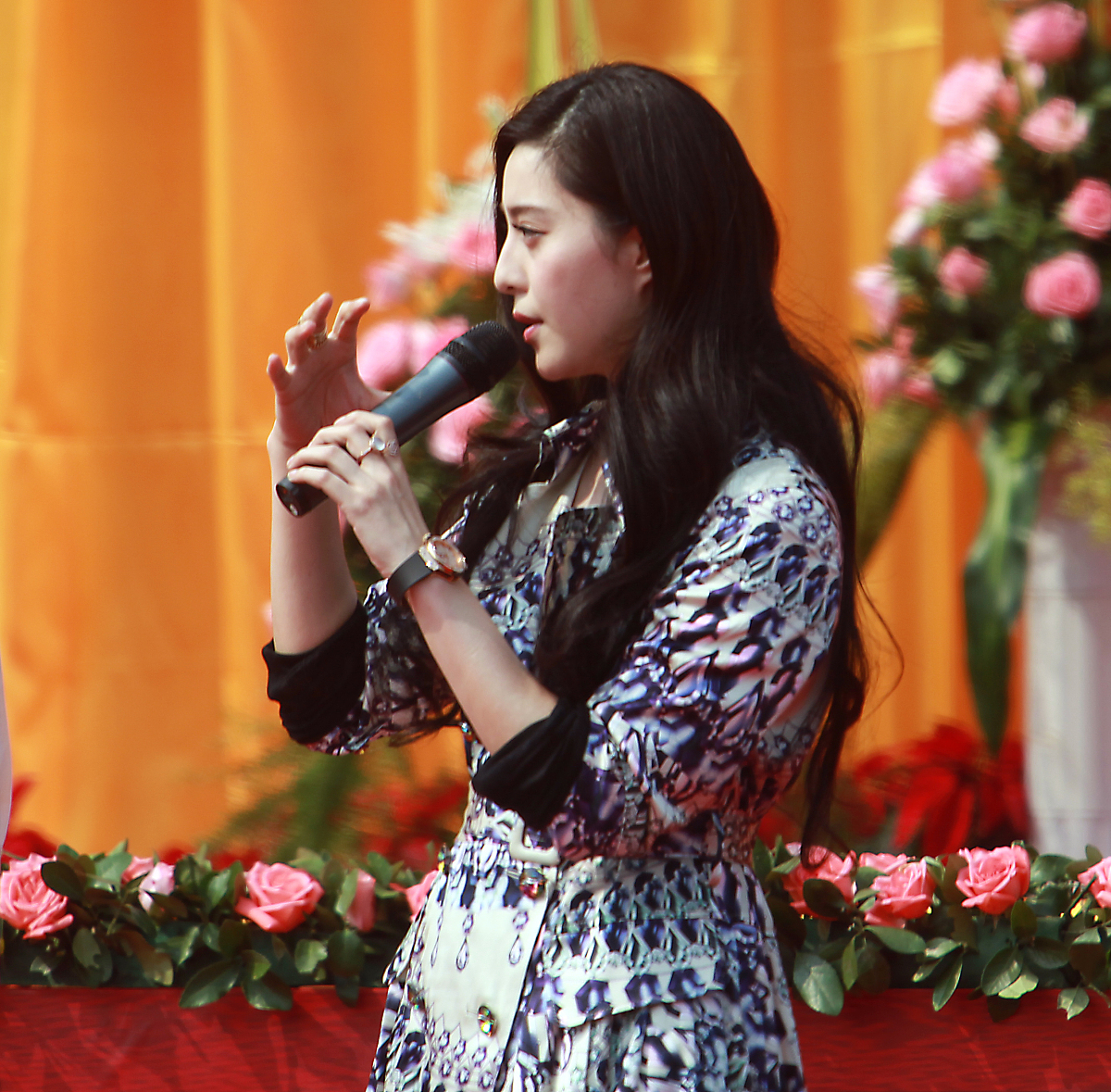 酒店开业祝福语：致敬公司领导，共创辉煌未来