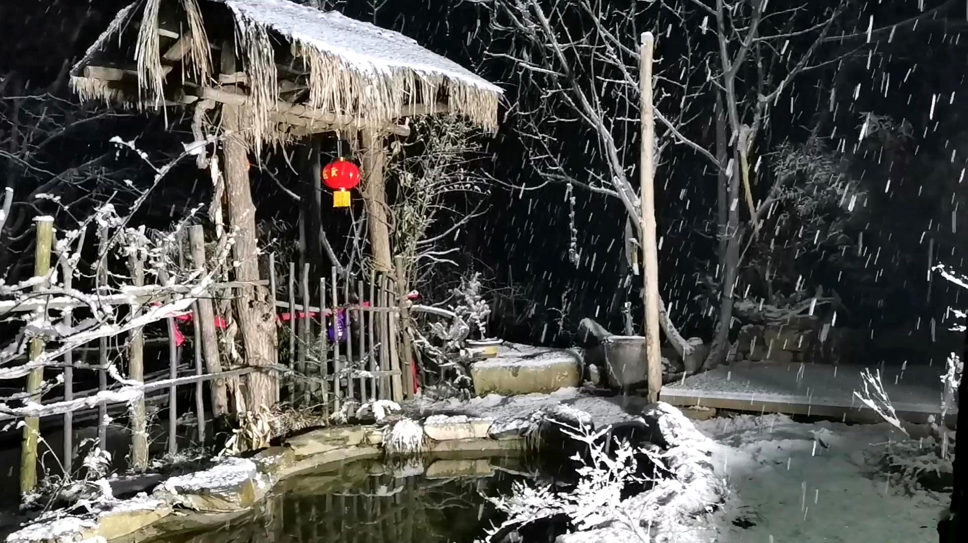 [图]秦岭终南山的雪夜，柴门闻犬吠，风雪夜归人