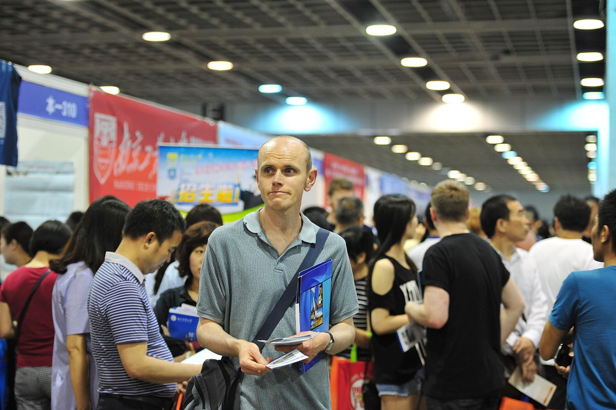 成都专科幼师学校入学准备有哪些